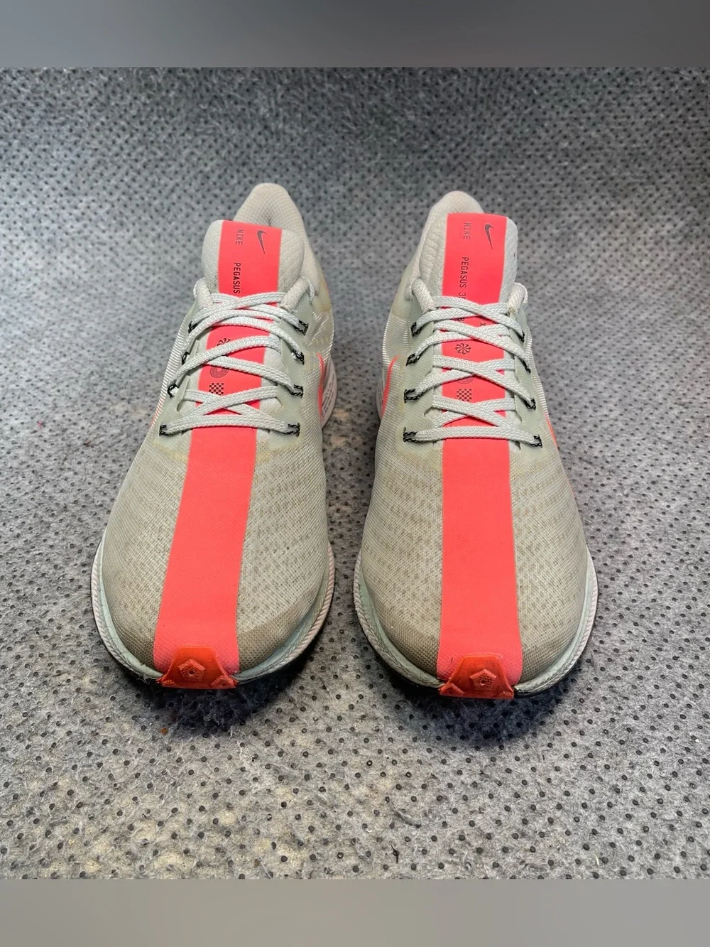 Nike Air Zoom Pegasus 35 Running Shoes Size 10 Men’s